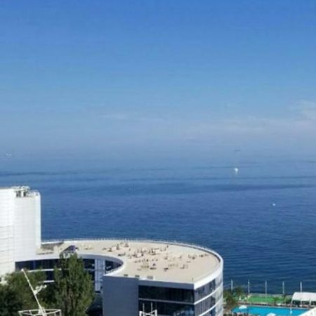Апартаменты В 50 Метрах От Моря Odessa Buitenkant foto